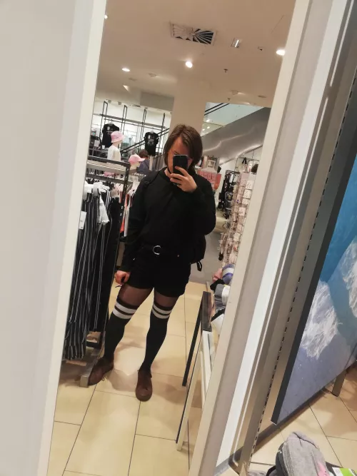 Outfit to shopping  by Fine-Background4116