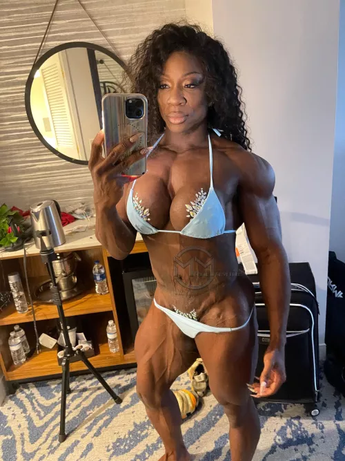 Peak body by themarvelousv