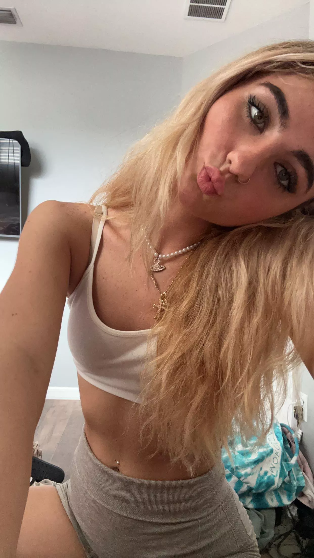 pin me down I won't resist posted by White_Energy