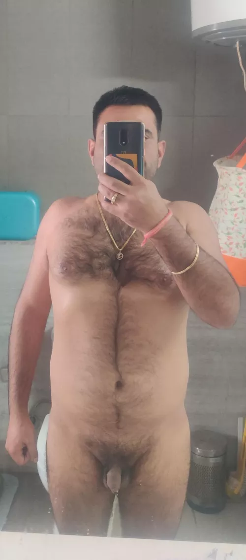 Rate my (m) 36 hairy body by deepthroatle