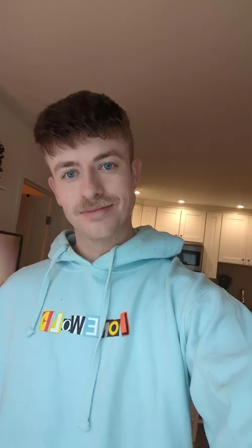 Serving to Valentine's day couples all weekend is so fun while single 🙃 by EthanPGreenlee