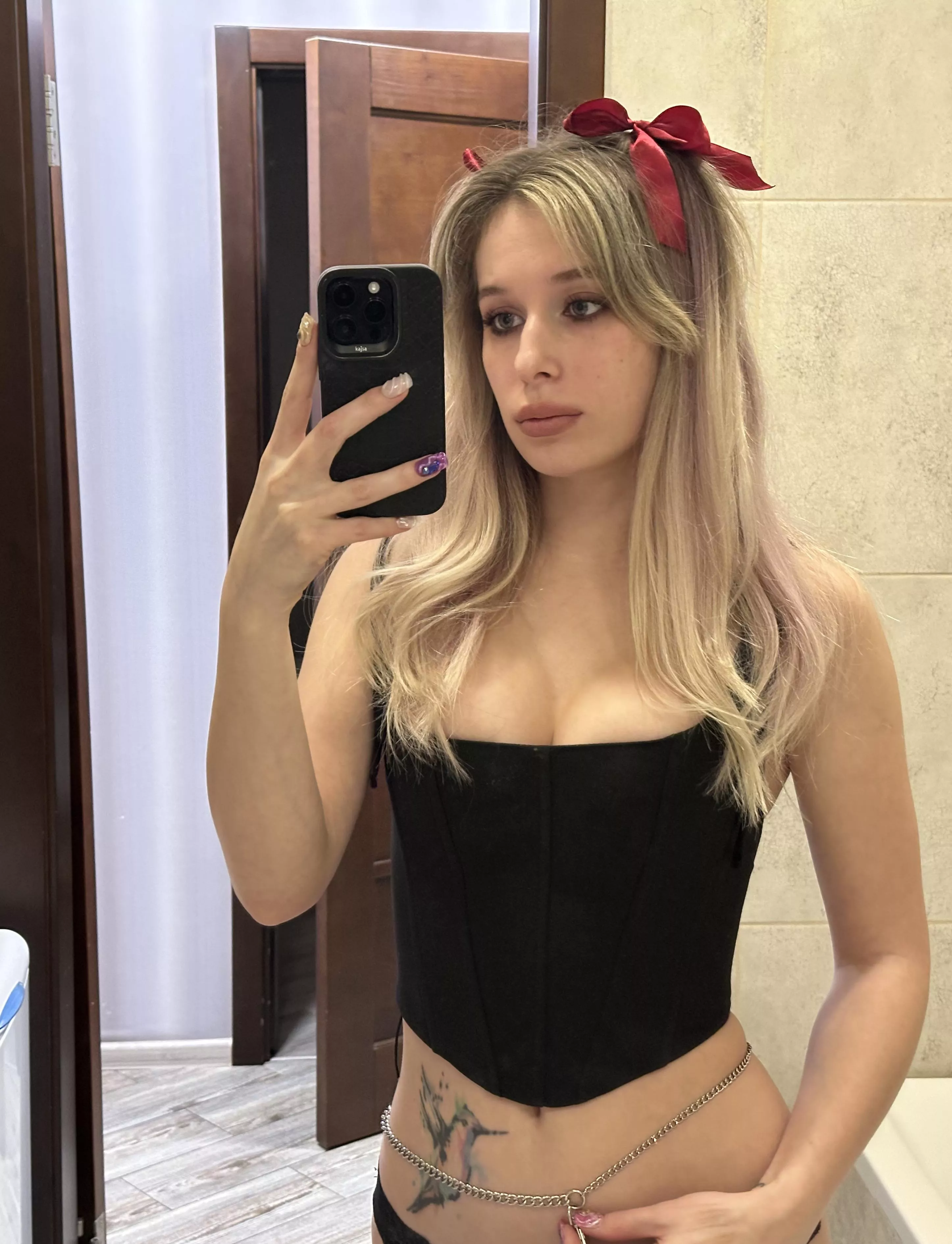 Snow white in search of her dwarves posted by FeudalBillfish