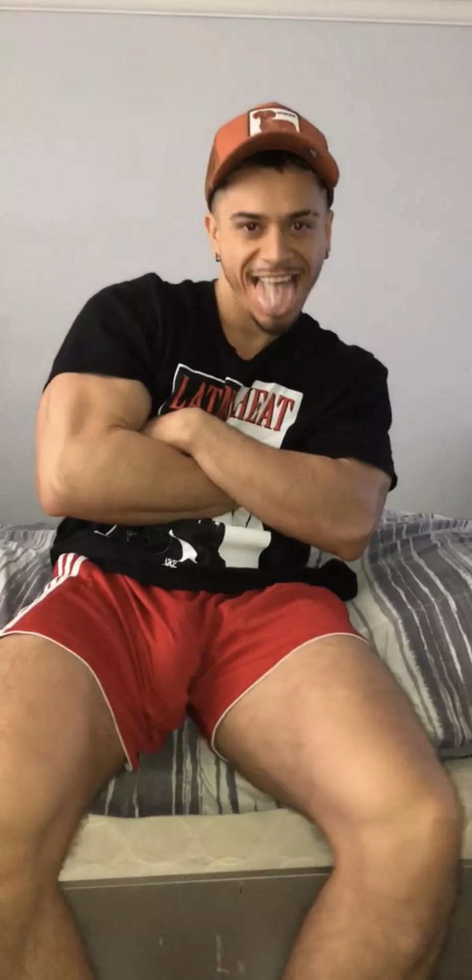 Someone new posted by JJHUNG69