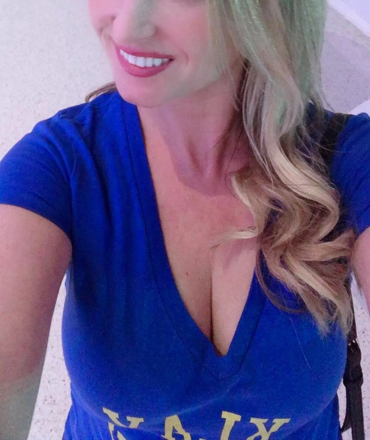 Stitching breaking on this shirt posted by Own-Assignment-7397