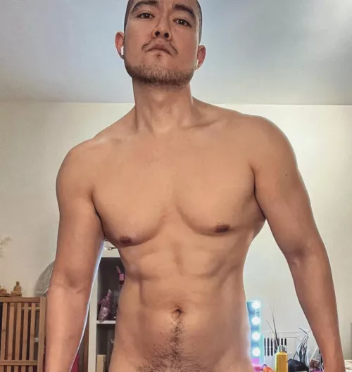 Sunday workouts 🥵🥵🥵 by girthyvvang