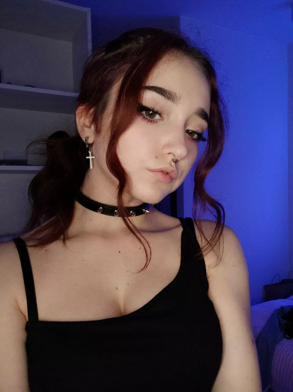 Tell me your favorite band and I'll tell you if you can fuck me posted by EBAHLITA