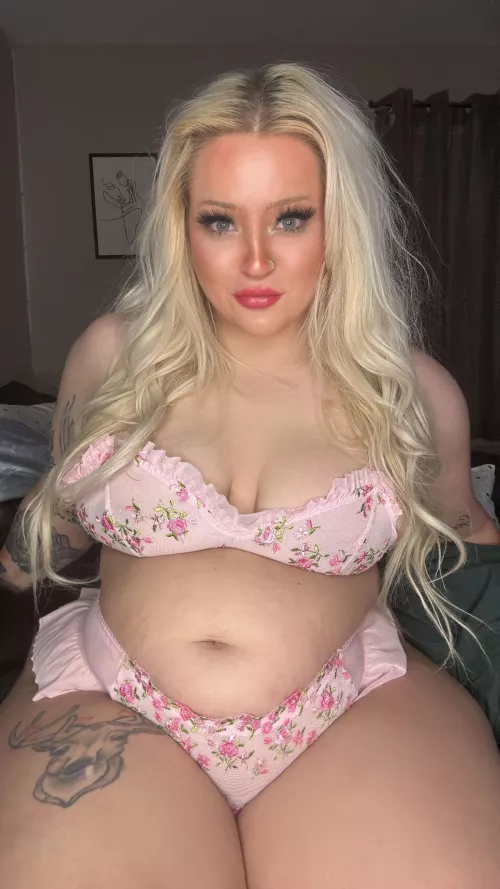 This blonde wants you to stick it in her by gipso81