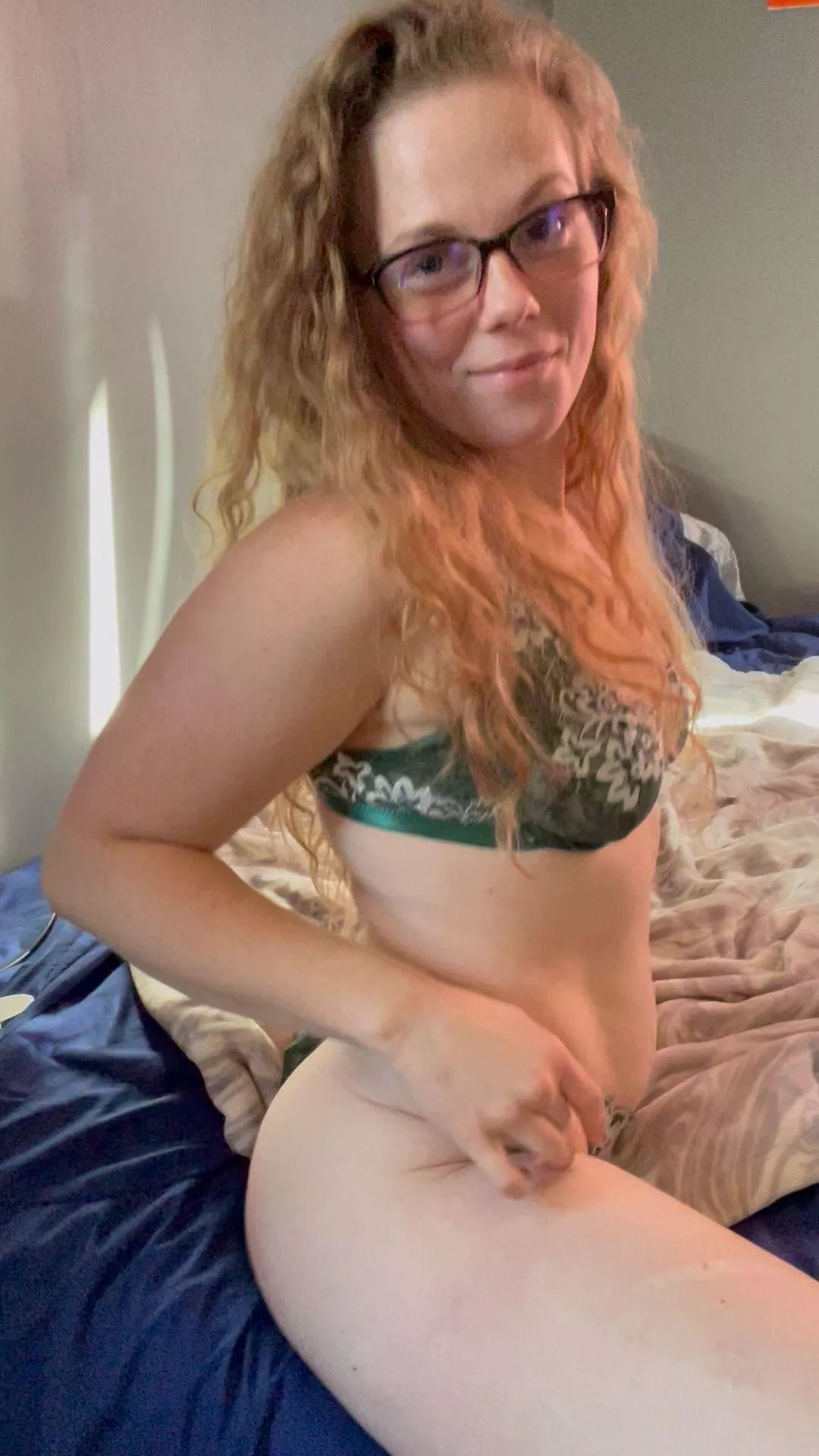 This mom bod just turned 33 yesterday posted by Amputeelove