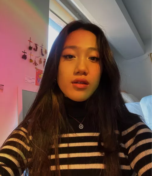 Waiting by DiddyDoodz