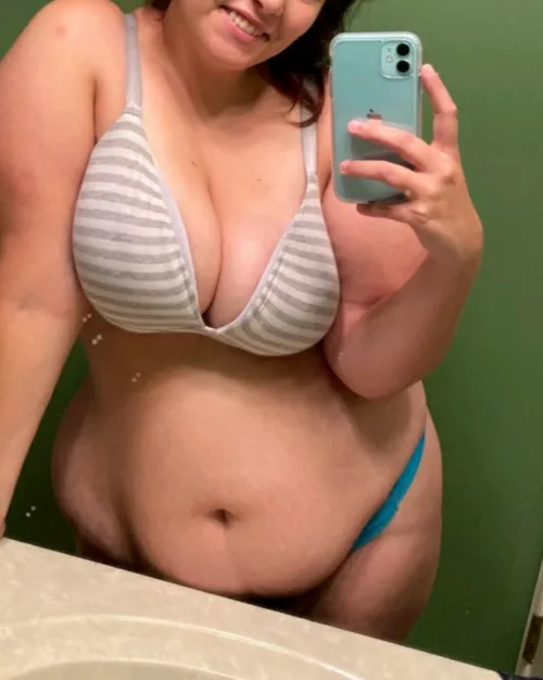 Woke up feeling sexy today! by abigailgray256