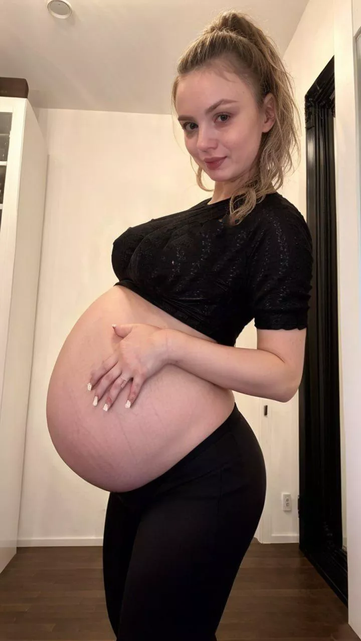 Would you continue date me even if I was becoming bigger and pregnant? posted by ThissAds