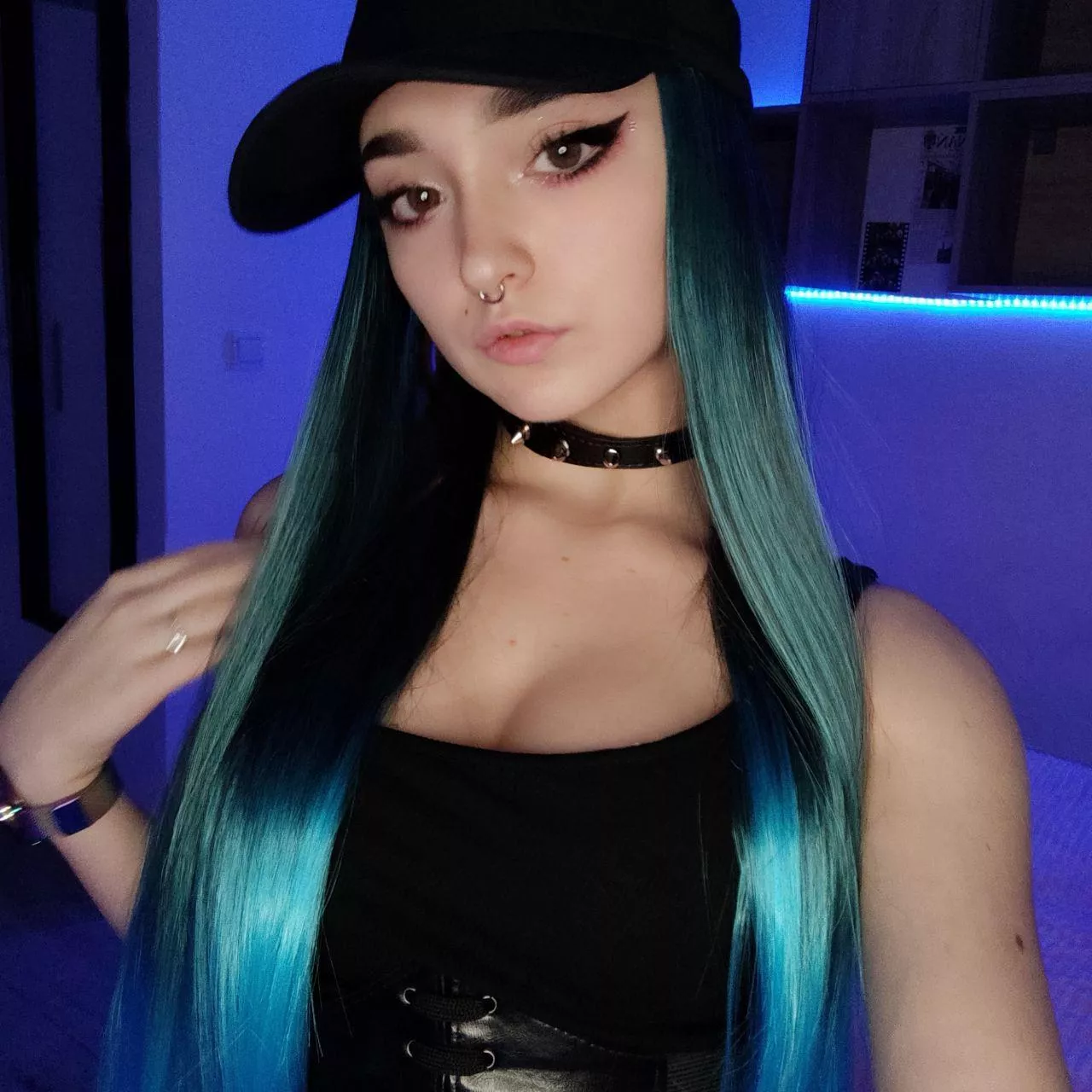 Would you let me ride your cock? posted by EBAHLITA