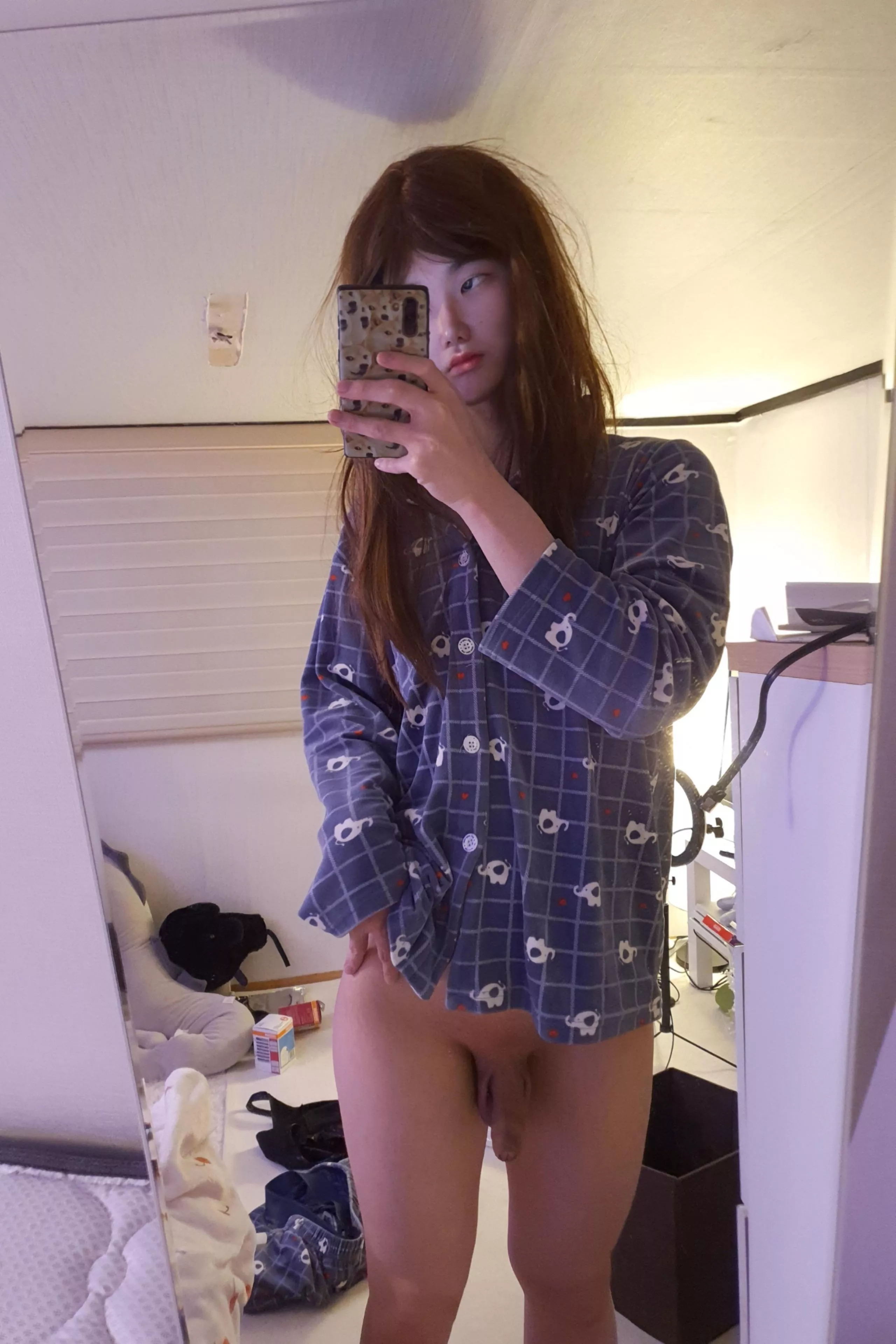 Would you suck my shaved cock? posted by mingsuwu