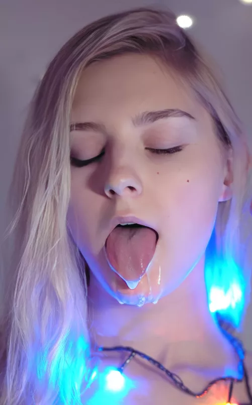 Yum Yum is very tasty and nutritious by verbalHate