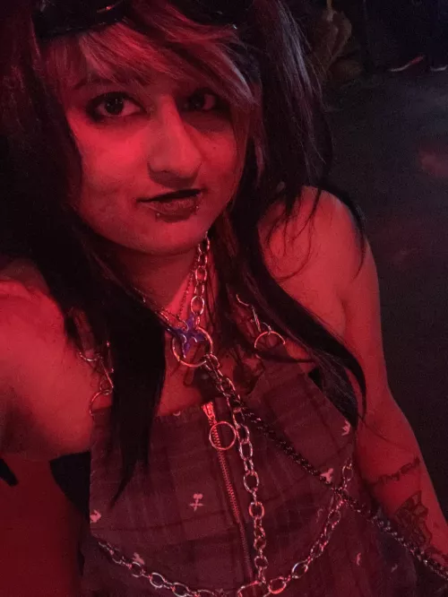 Another cute emo-scene fit by keyofallworlds