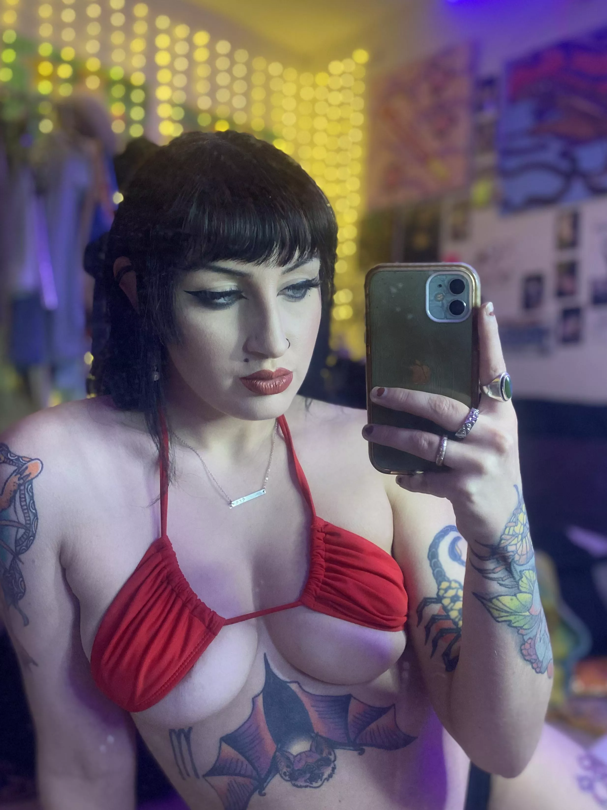 Another lil vampirella look ;3 posted by rynricco