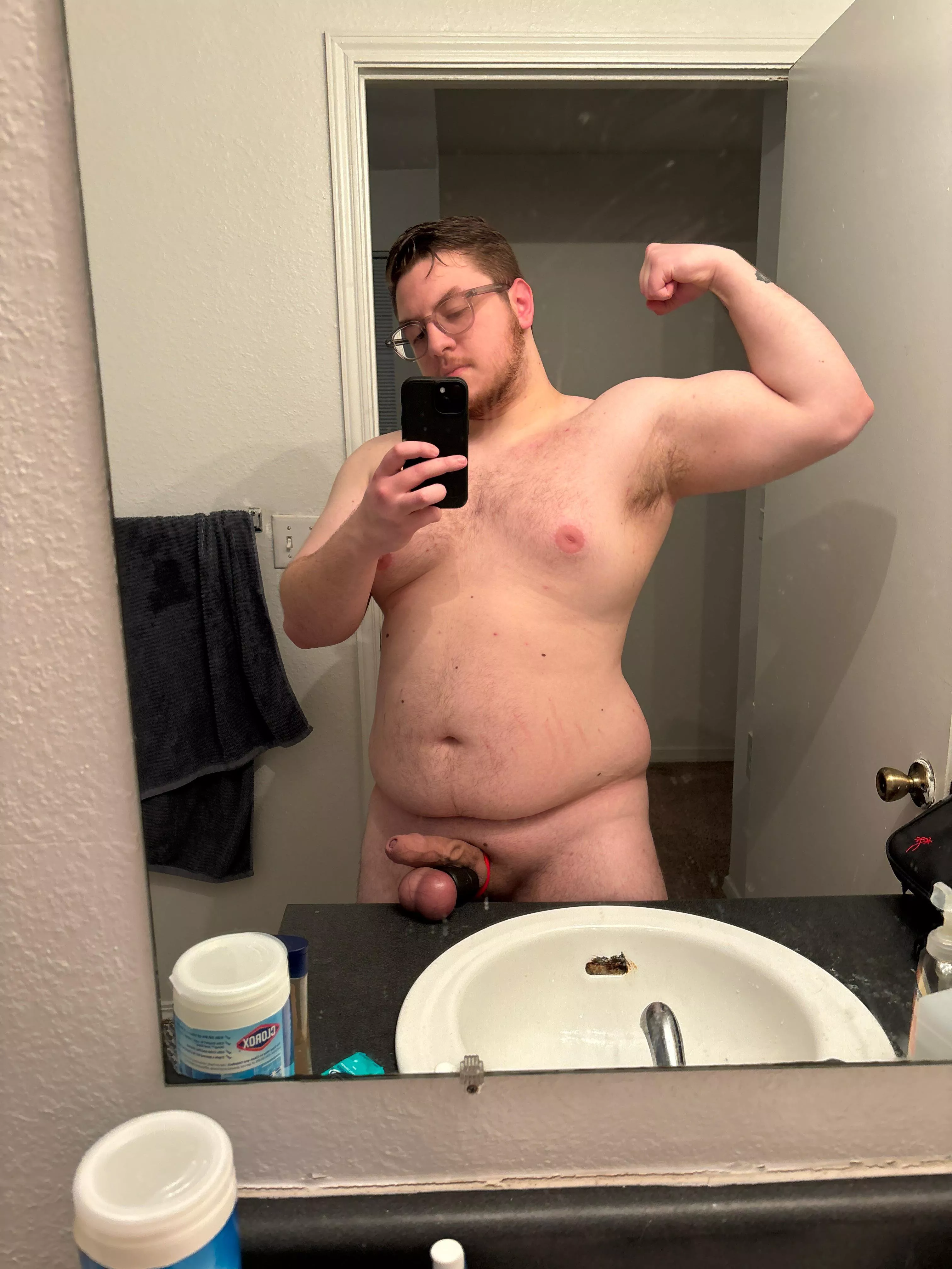 Been hitting the gym in my cock ring😜 posted by SatinTeddyBear