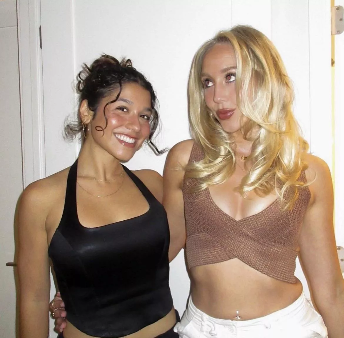 Brunette or blonde? posted by Mseecums