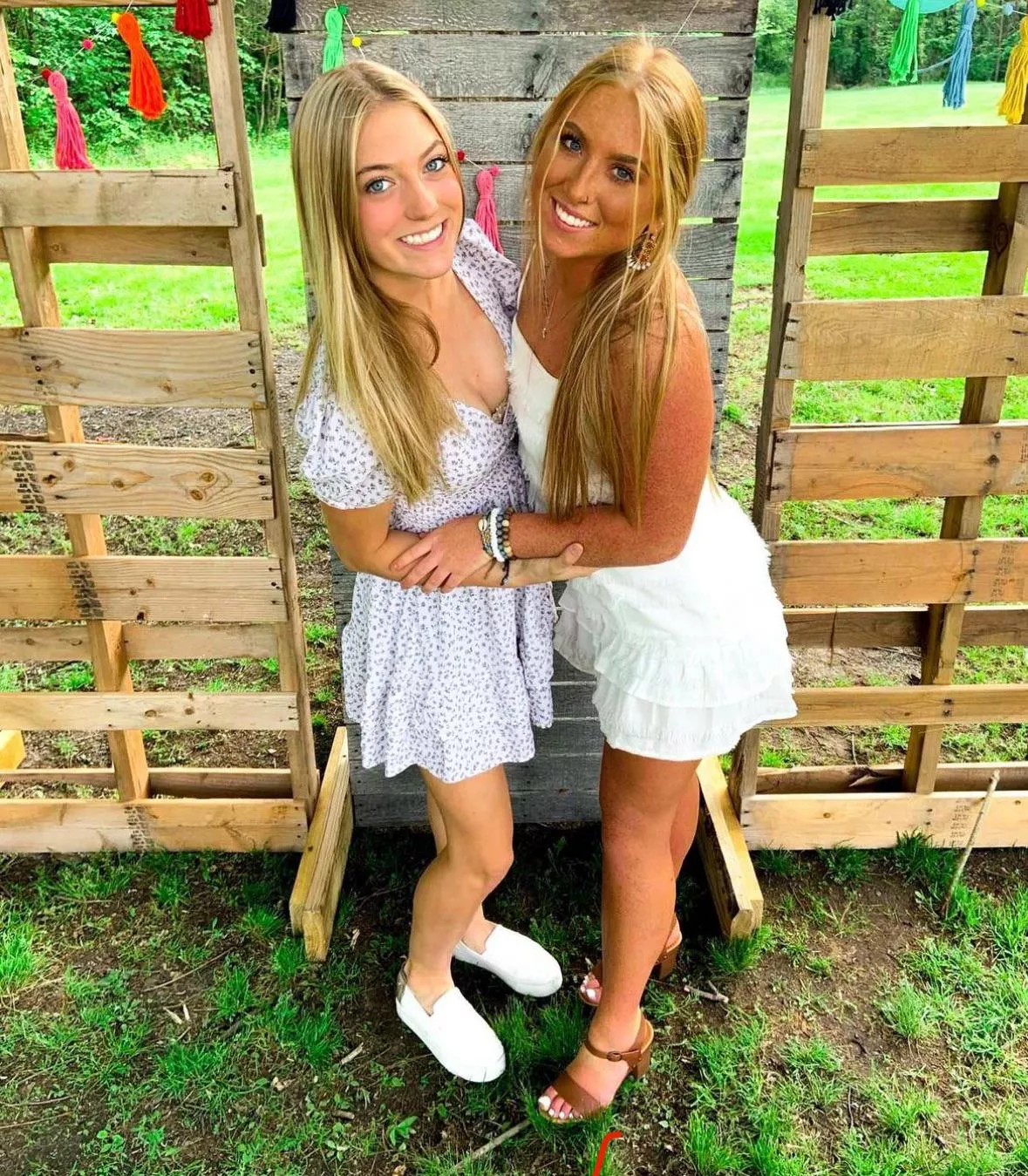 Country Girls [2] posted by jayvarsity84