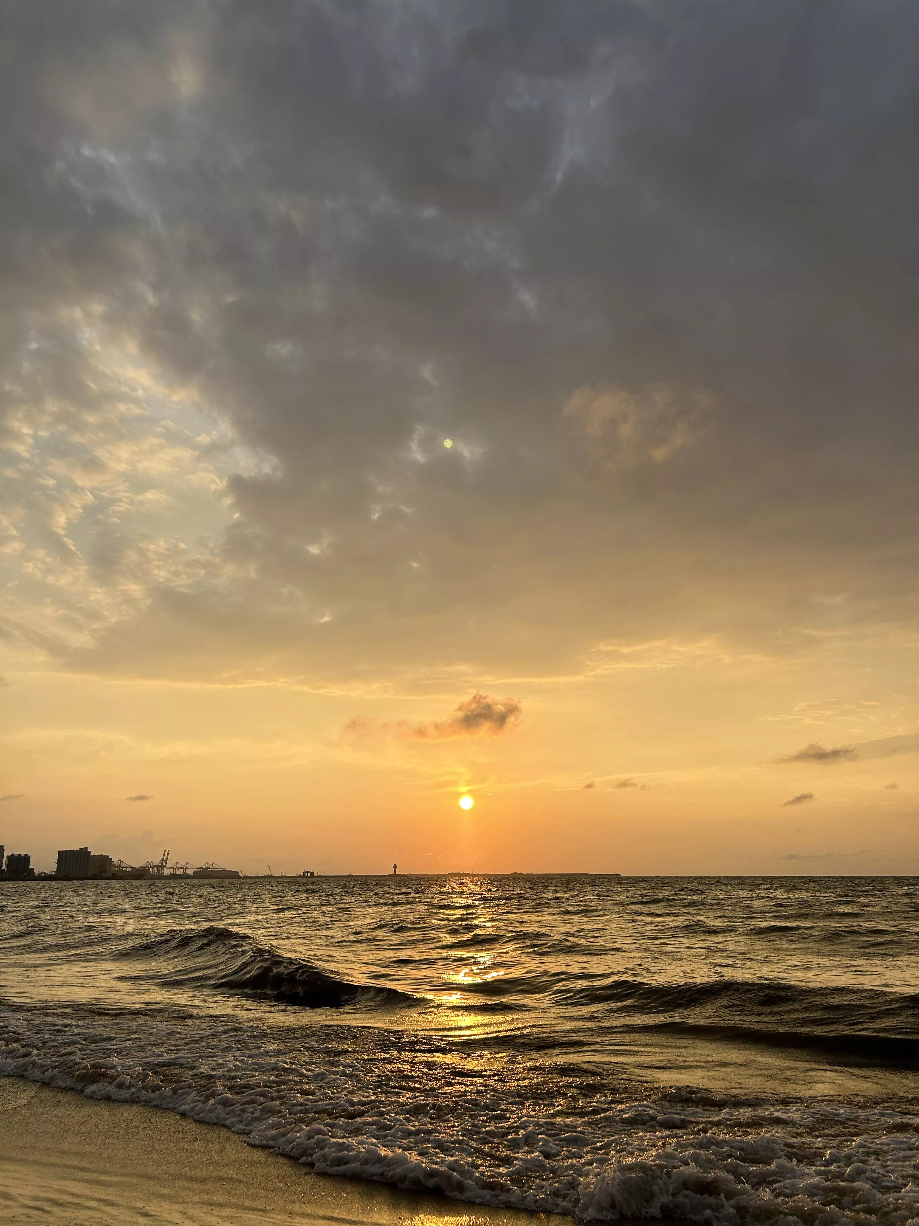 Crow Island Beach, Sri Lanka posted by mellowhumannn