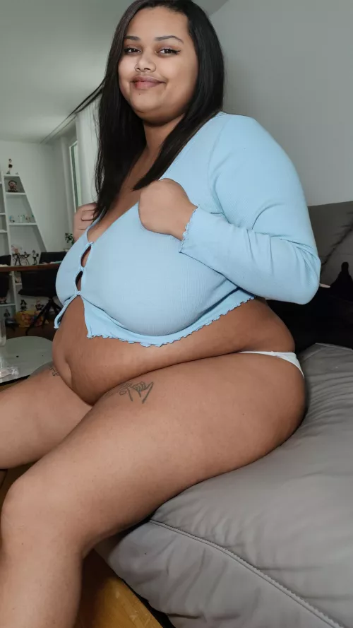 Do you think I’m too big Or not big enough… by curvypotchi