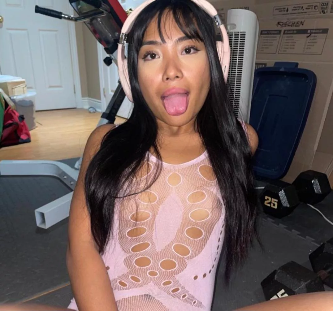 eat my sweaty asian cunt even after a workout posted by asiandolldesires