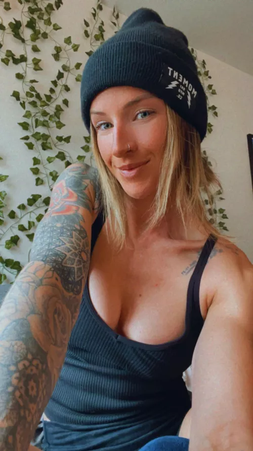 (f) She was a sk8r girl, she said see you l8r girl by xx_blakebailey