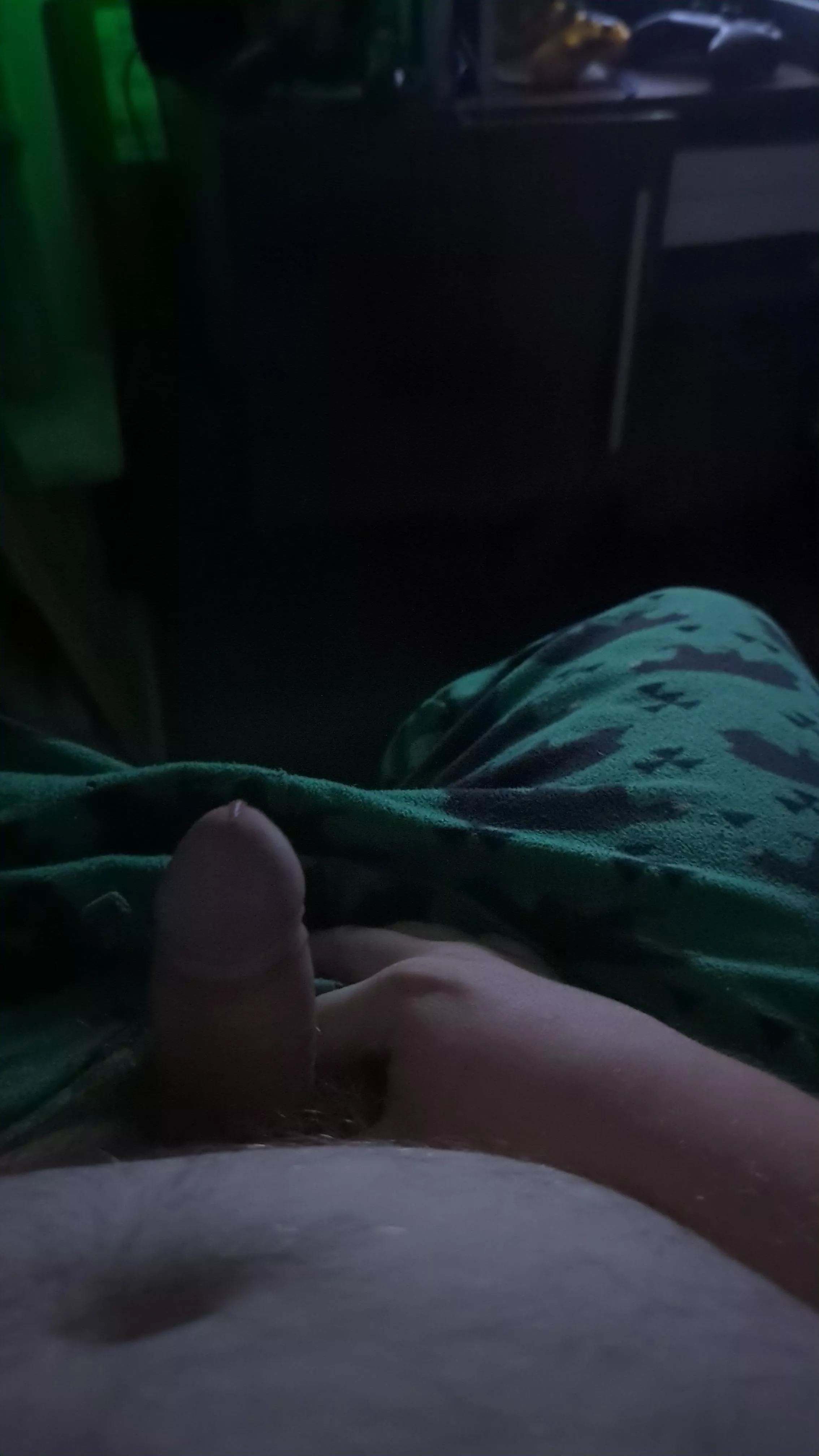 First time posting. Been horny all day 😔 posted by Snowmonster623