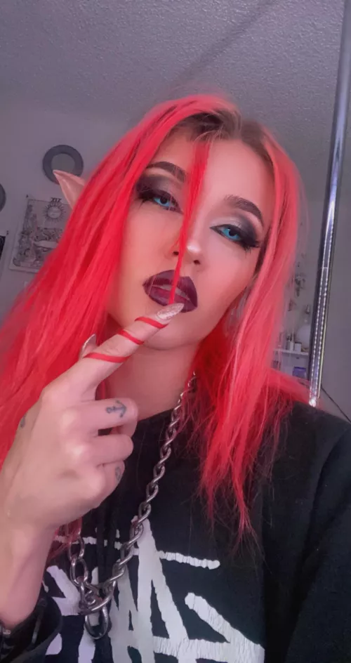 Go ahead, pull my chain, I only bite a little~ by prettyhoney888