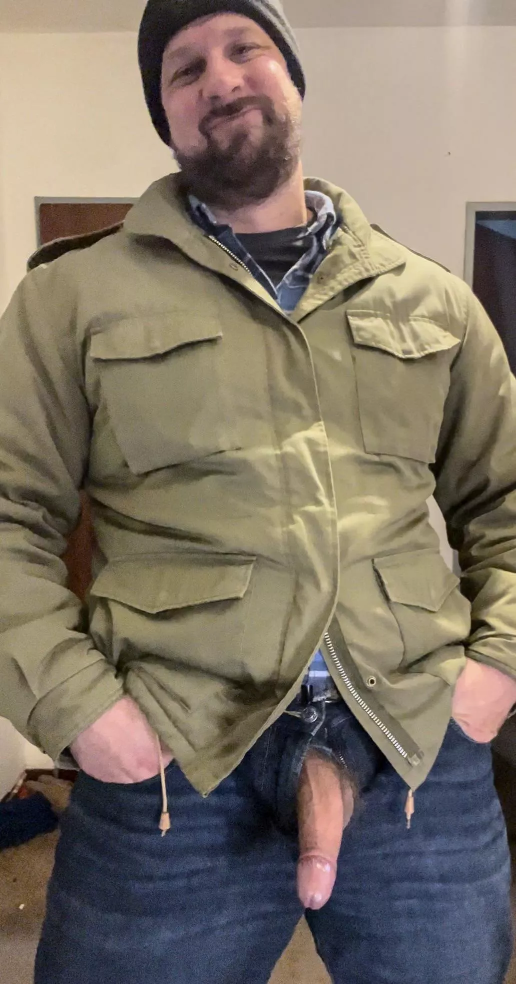 „Hi, I would like to apply as a seasonal worker. Do I get the job?” posted by Top_Handle2768