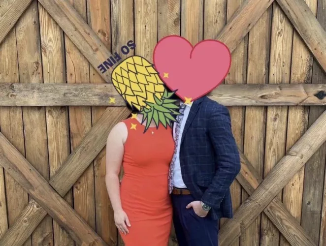 Hi loves 💛 hubby and I are looking for someone again! Virtual or in person, we travel all the time! by travelinglovers2