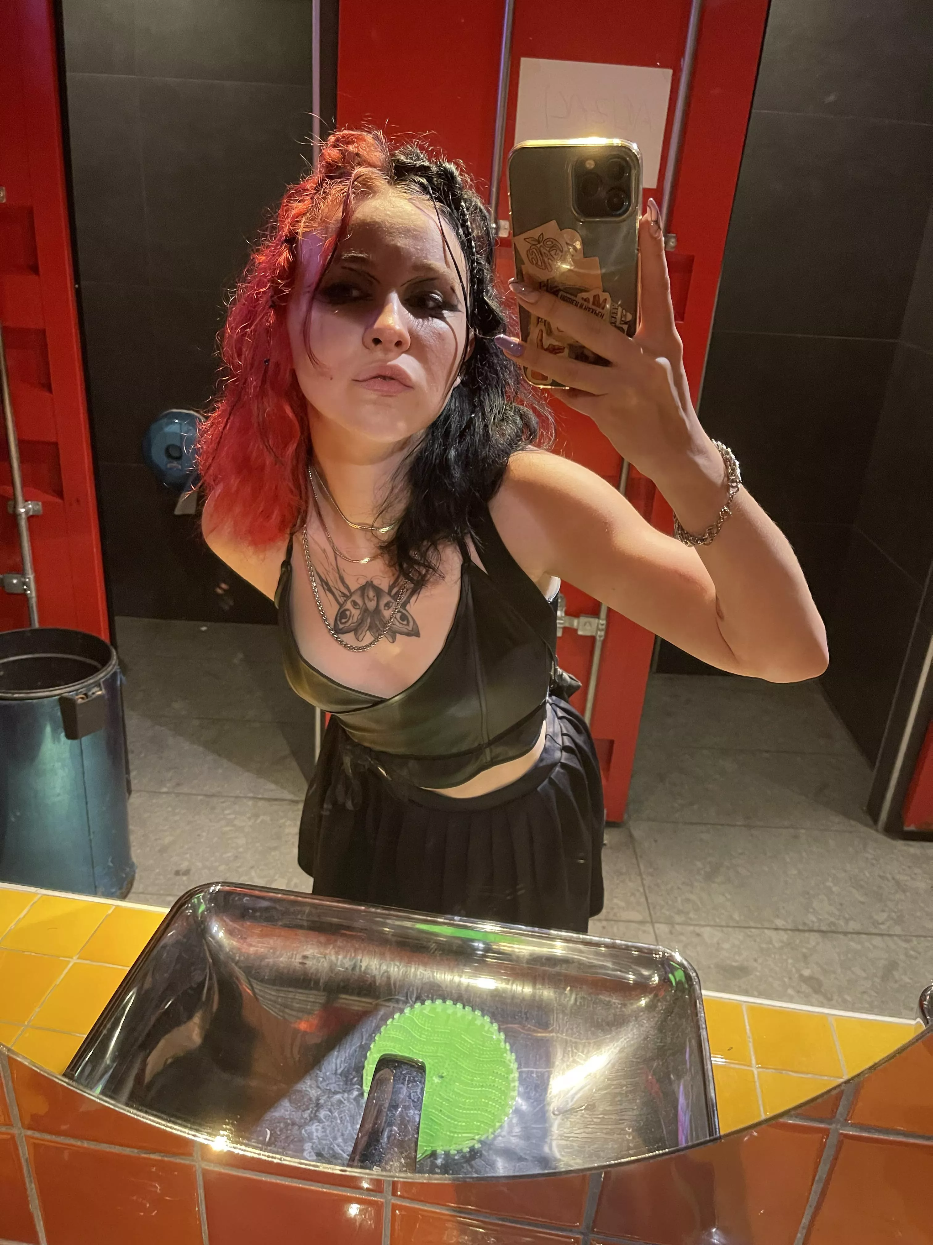 How do you like my brightly colored hair posted by Dominika_wilde