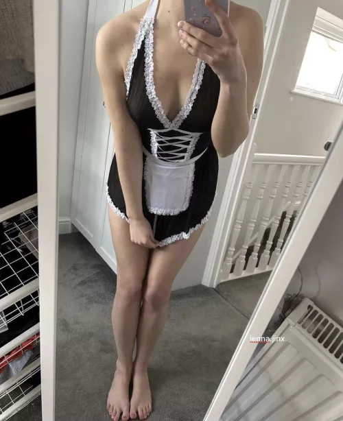 I make cleaning fun OC by jenna_jinx