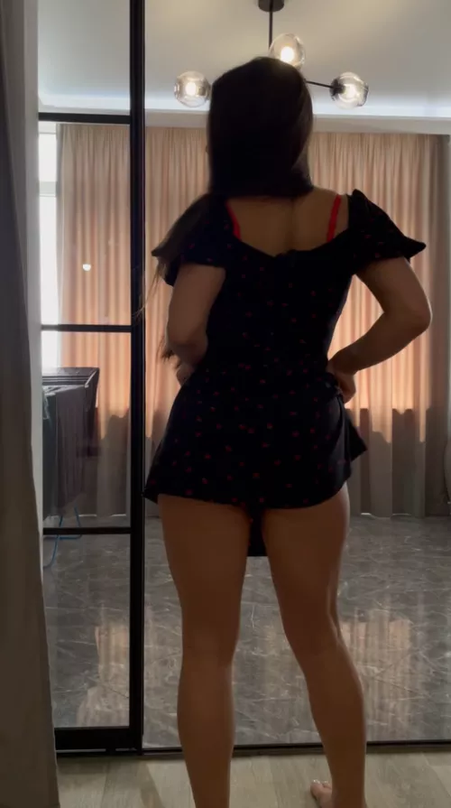 I used to hide my body by marry_glaze