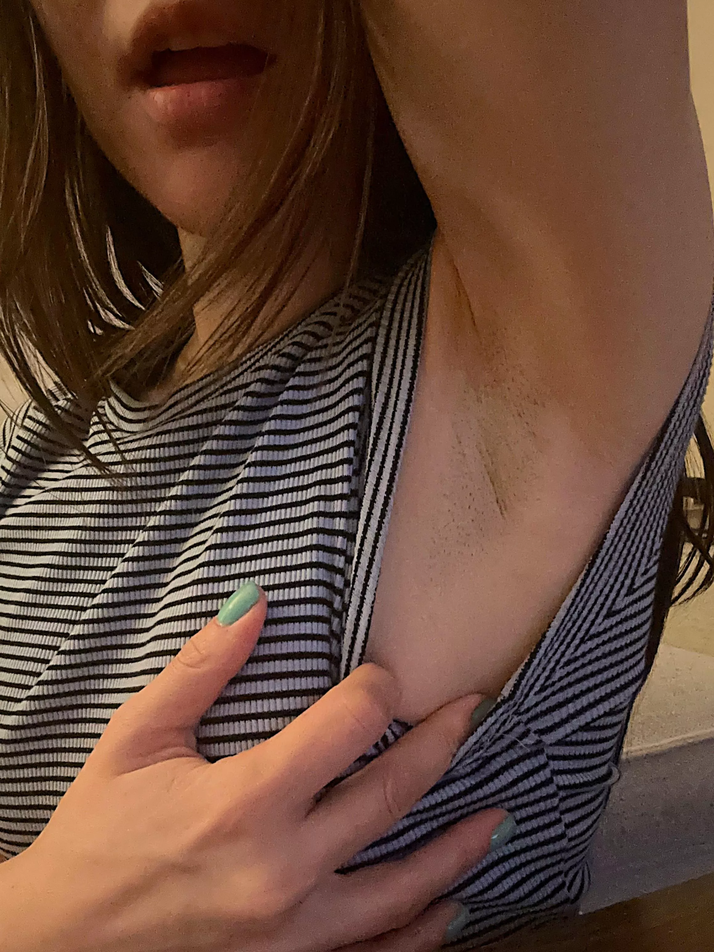 I’m your sexy crush sending you secret armpit pics, what’s your response?🤭 posted by janec00k08