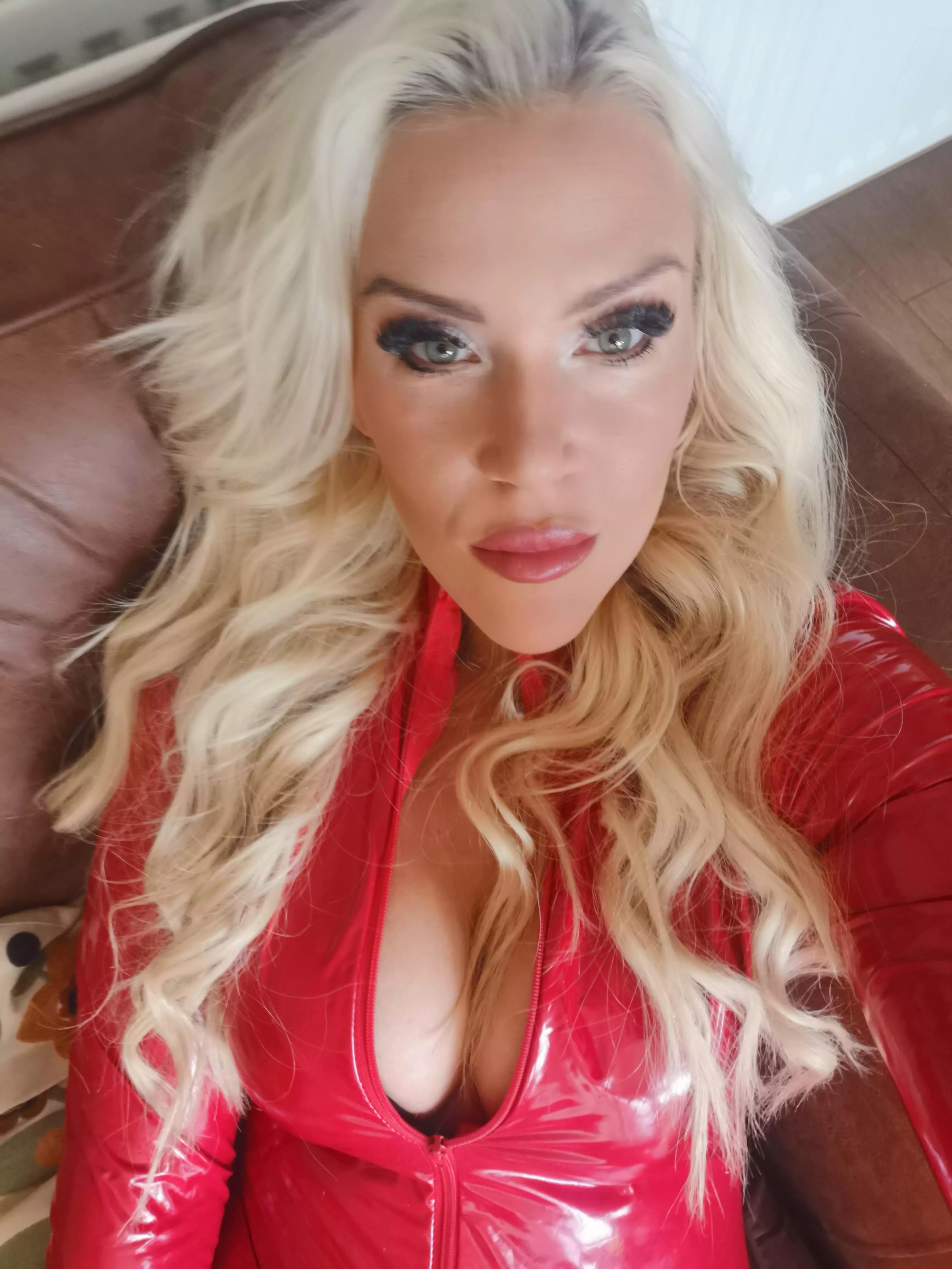 Is red my colour? posted by Lulu_Pump