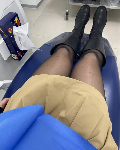 Lucky dentist! by NatyBond_OF