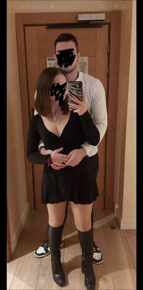 MF4F 23 Couple in Barcelona wants to 3some only woman by Jgarsii24