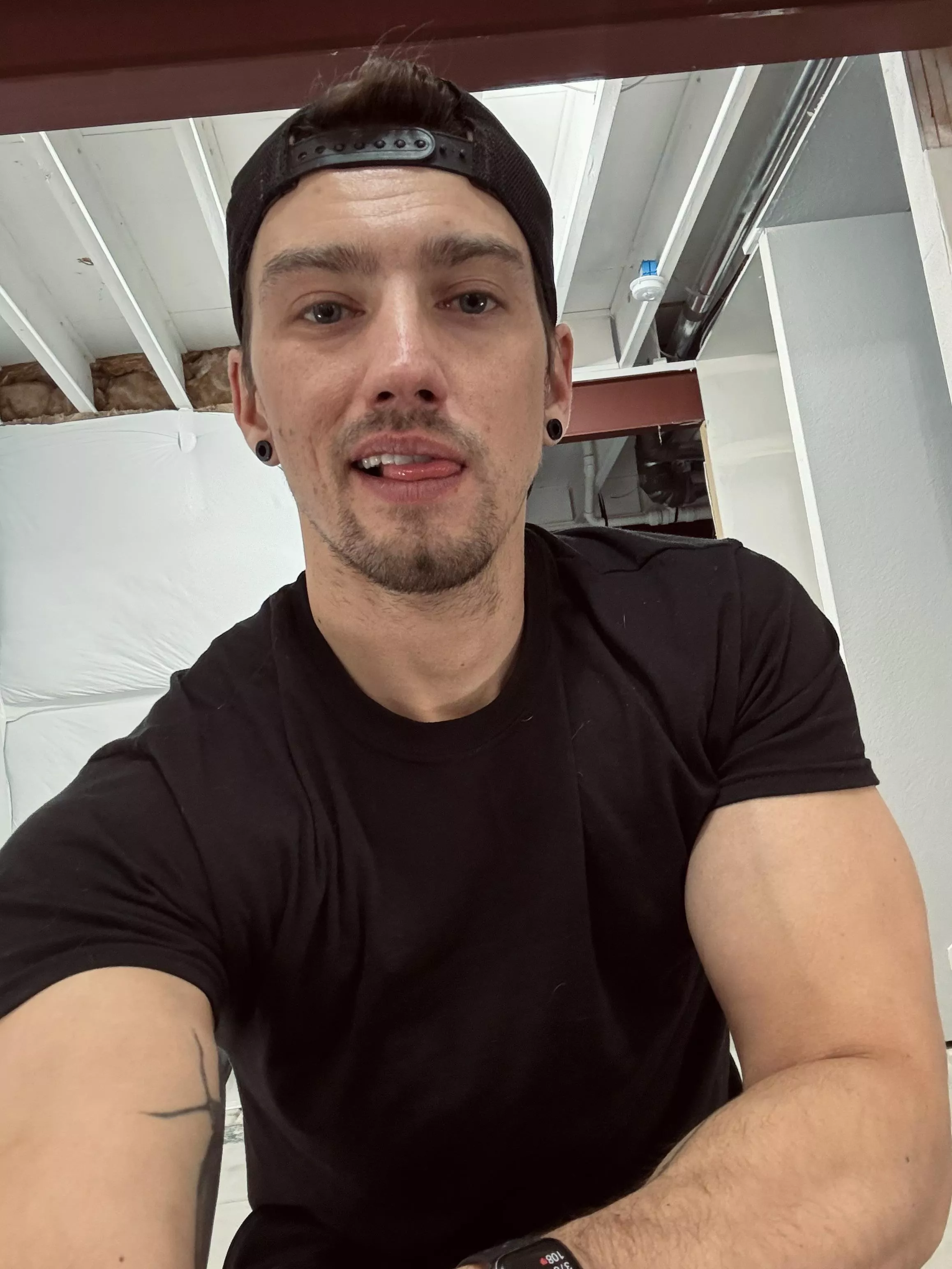 Mid lift selfie. posted by fitdude92