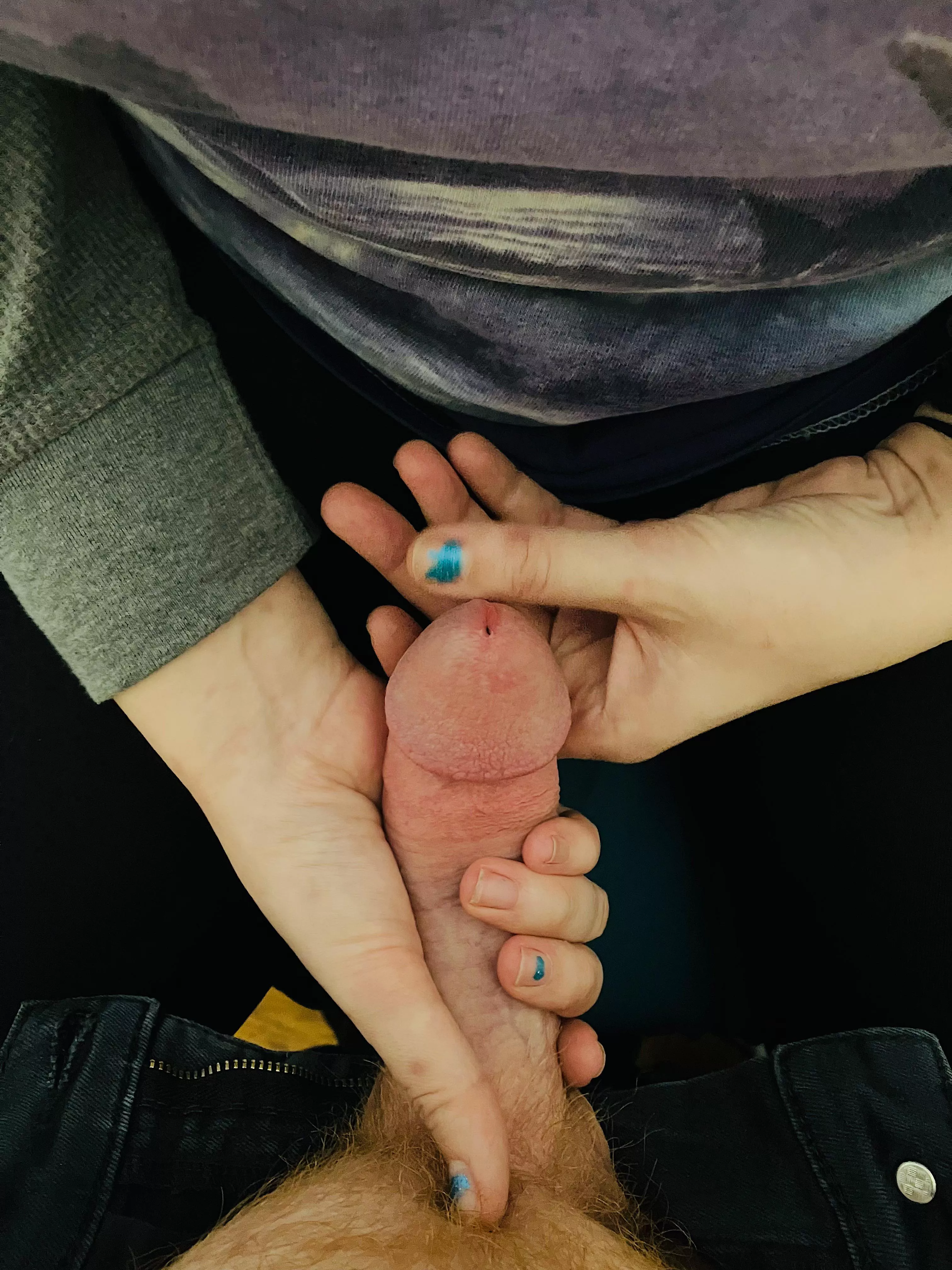 Mommy couldn’t help but pull it out. posted by aethelstanislas