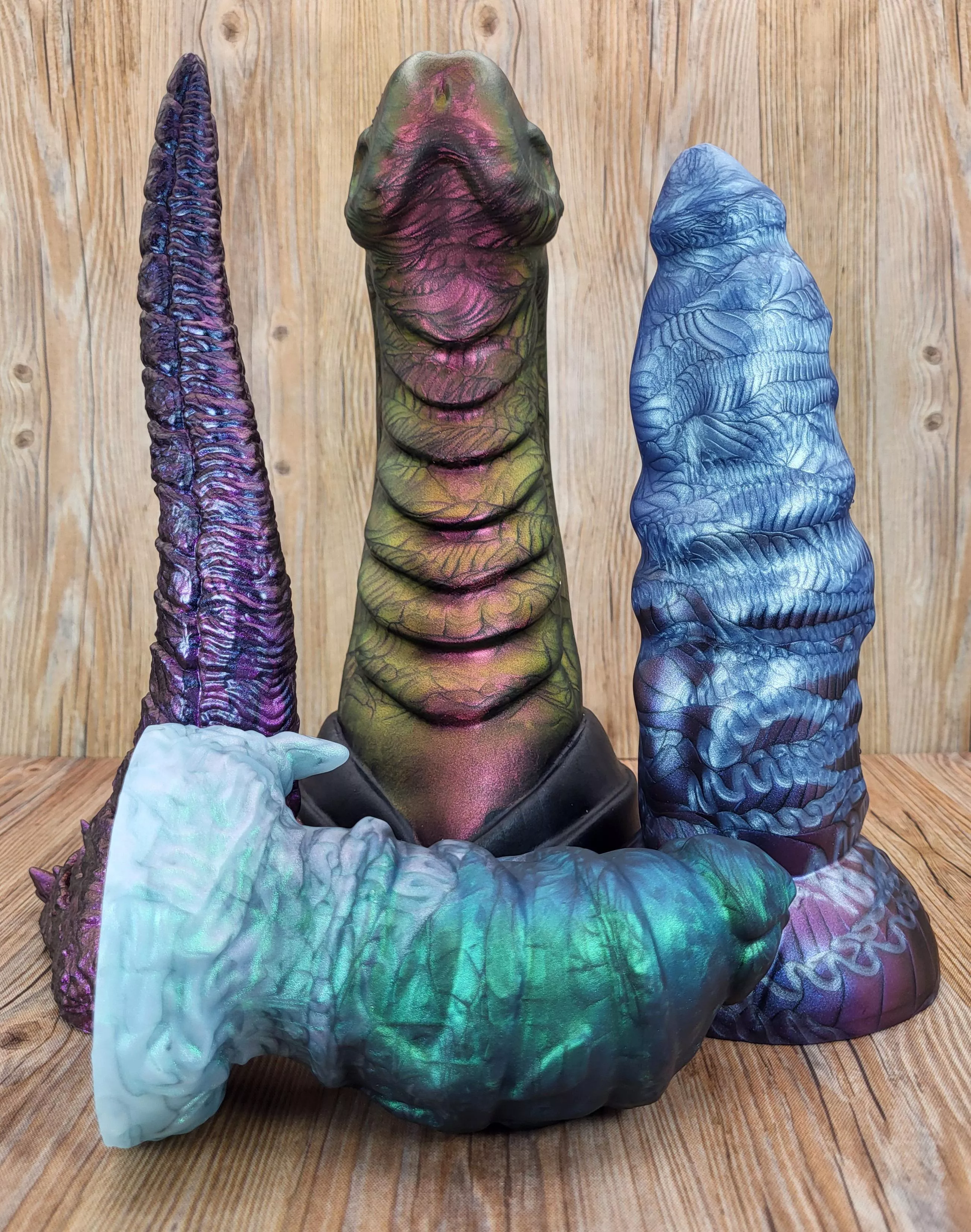 Monday Color Shift!! posted by wanderingbardtoys