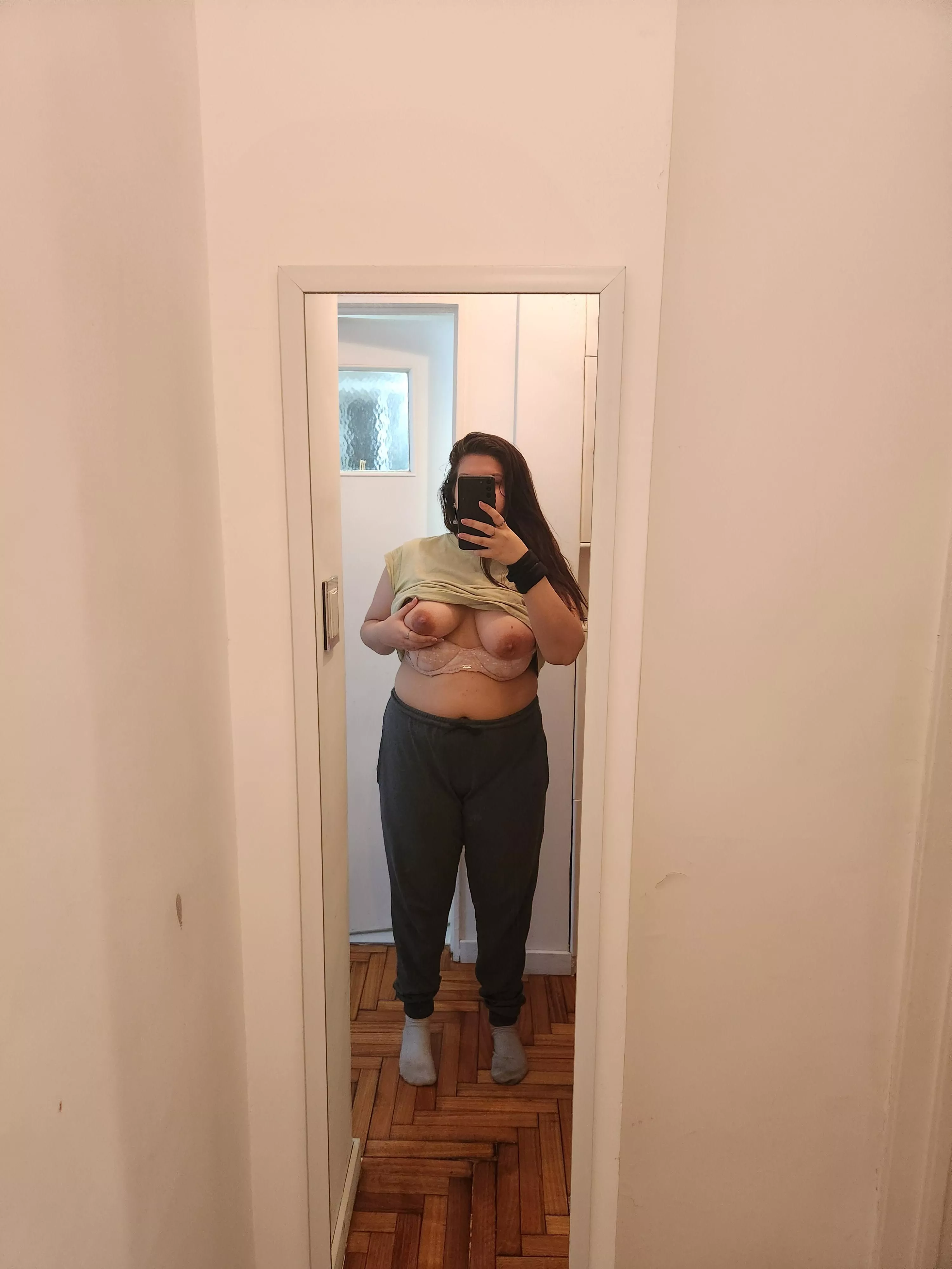 My body gets hotter at mornings make me company posted by abbysweet_