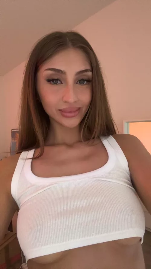 my boobs are small. can croptops still look good on me?🙄 by Infinitytearss