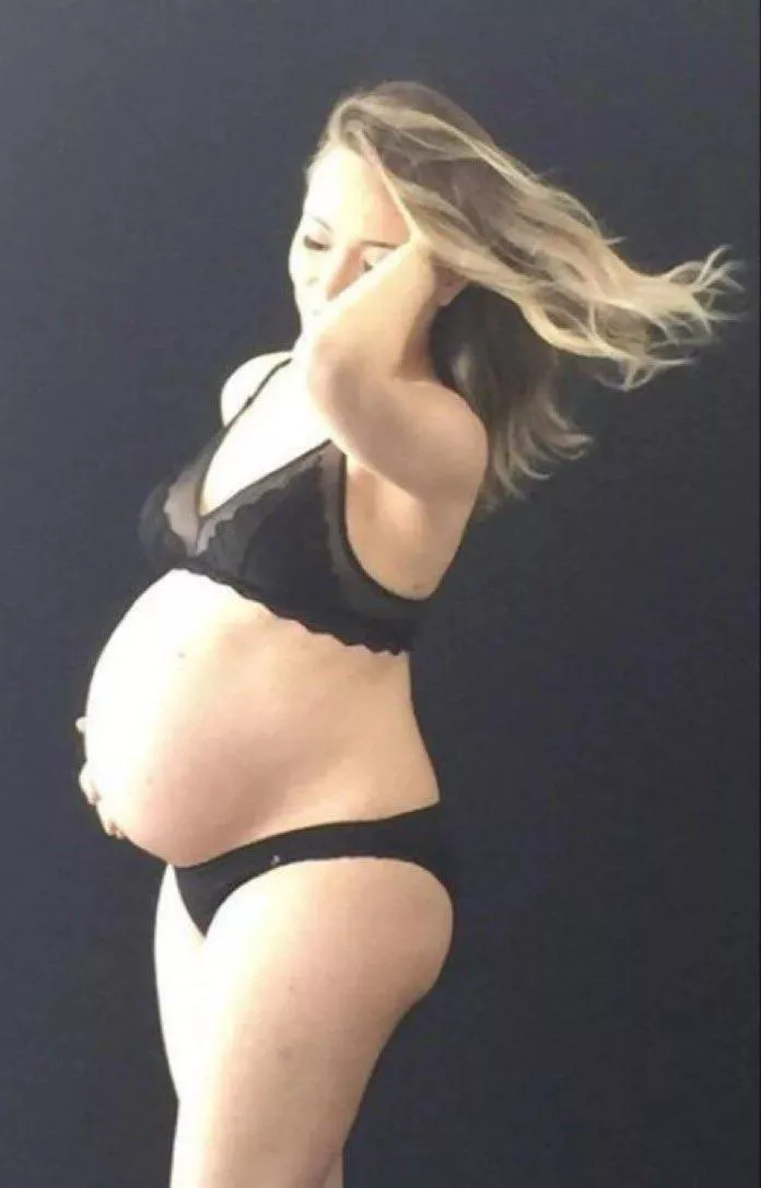 Pregnant wife agsin posted by Gustbrangs