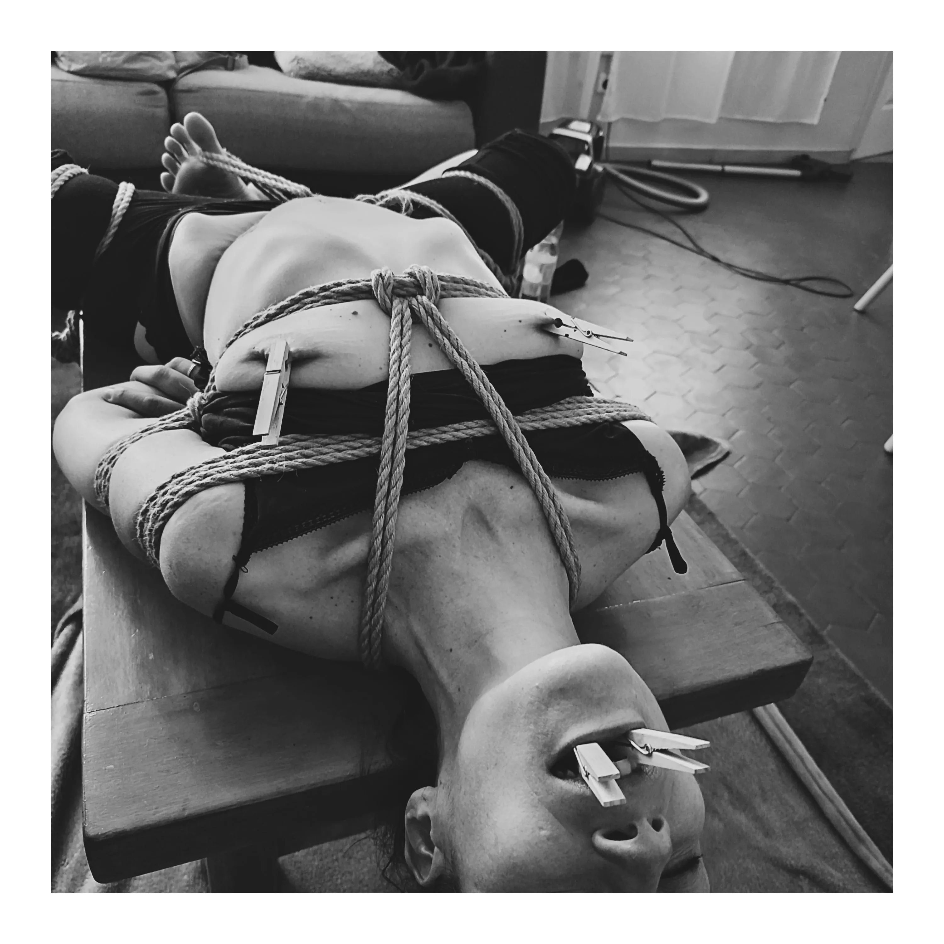 Rope bondage and sweet torture posted by Hi8nico