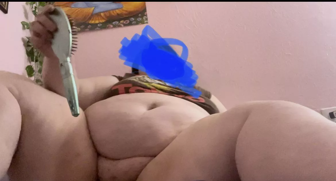 So desperate I had to used the hairbrush to Cum;) message for full vid! posted by Crazy_sexy