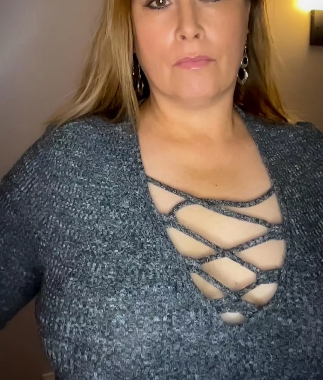 Stick around…I’ll show you… posted by Lady-Willow