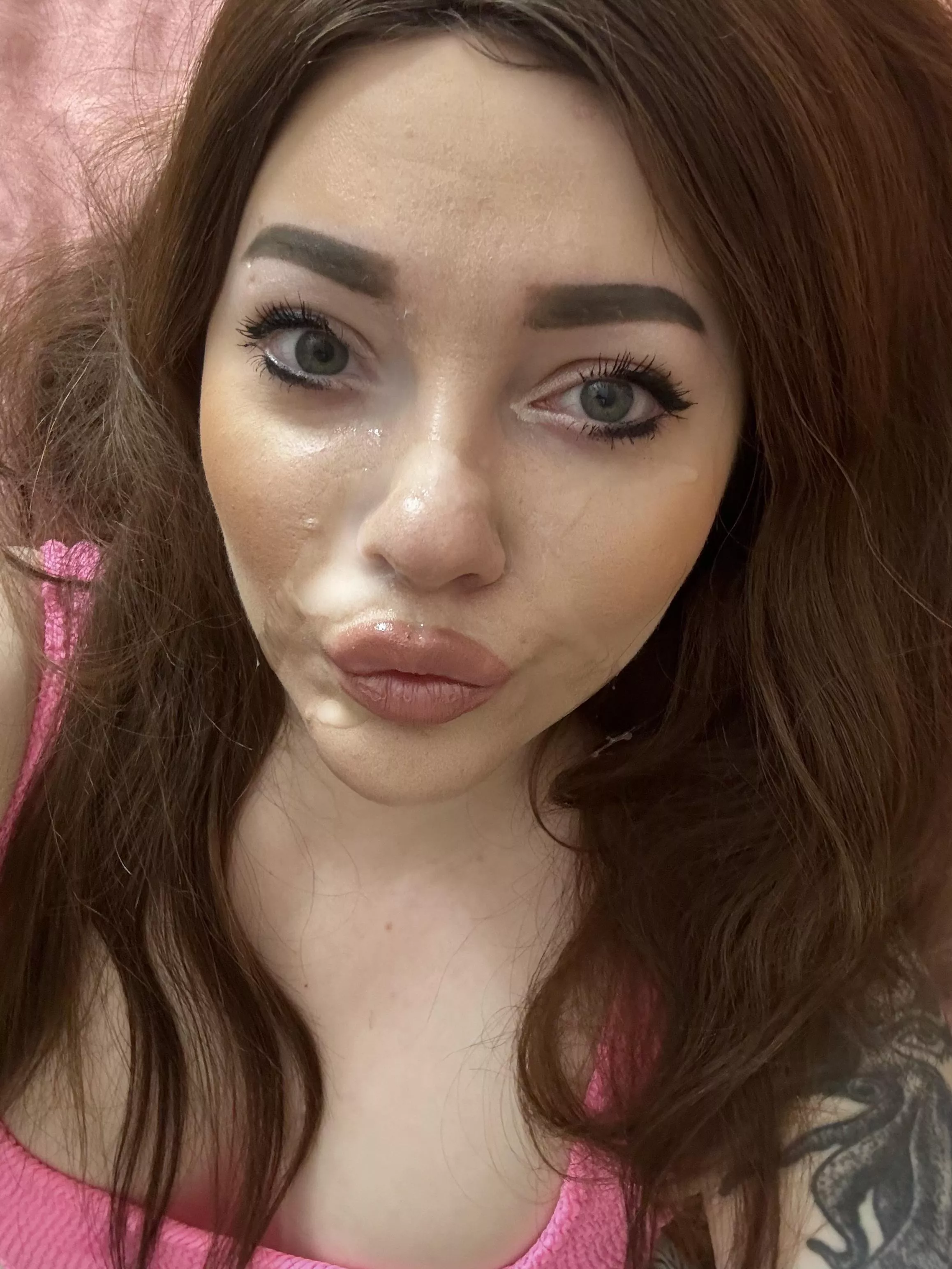 The best way to take a selfie posted by x_piece_of_me