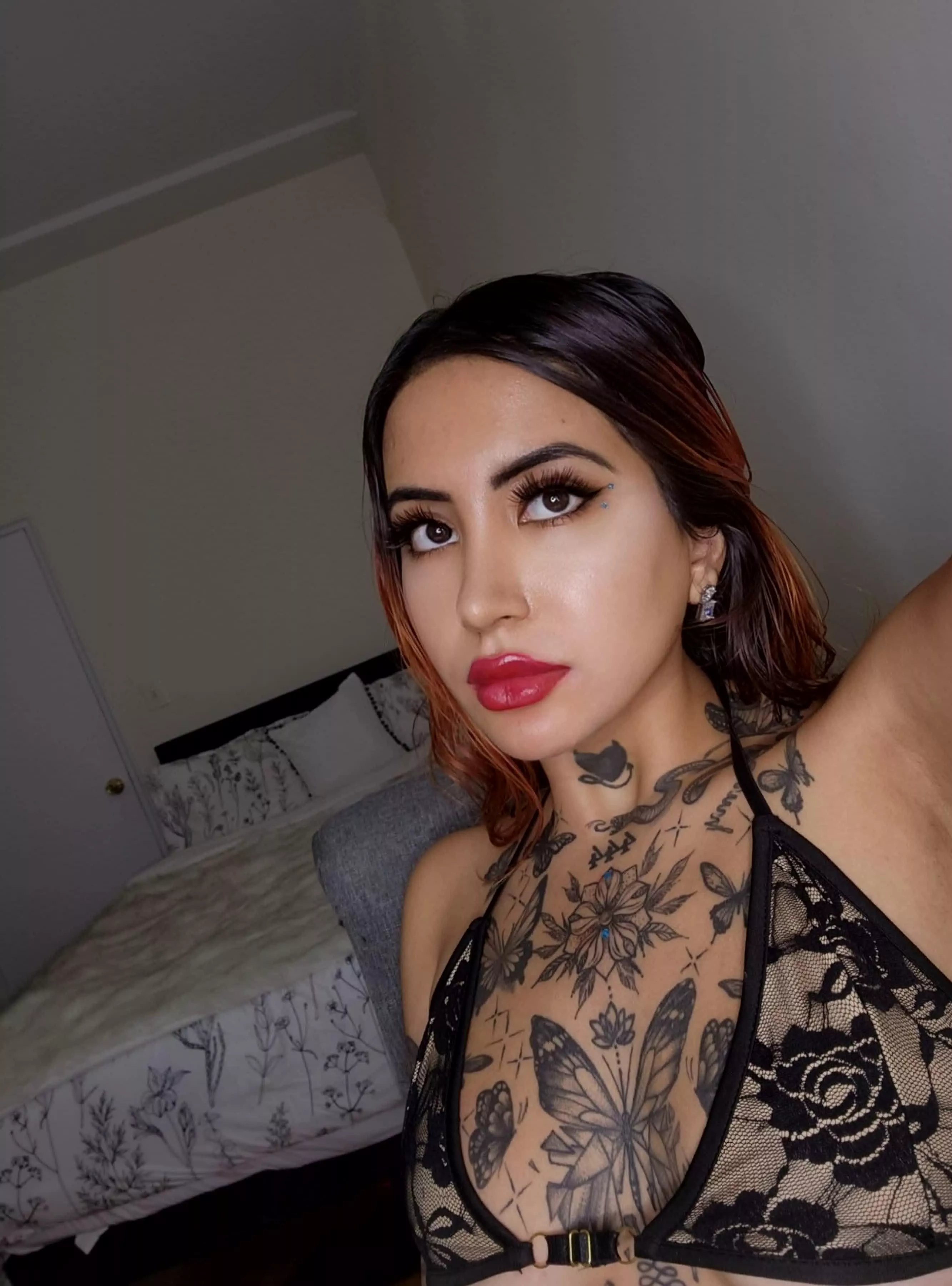 The type of pic I send after the date if I like you, especially if you're really into MCR posted by tattedgirlxo