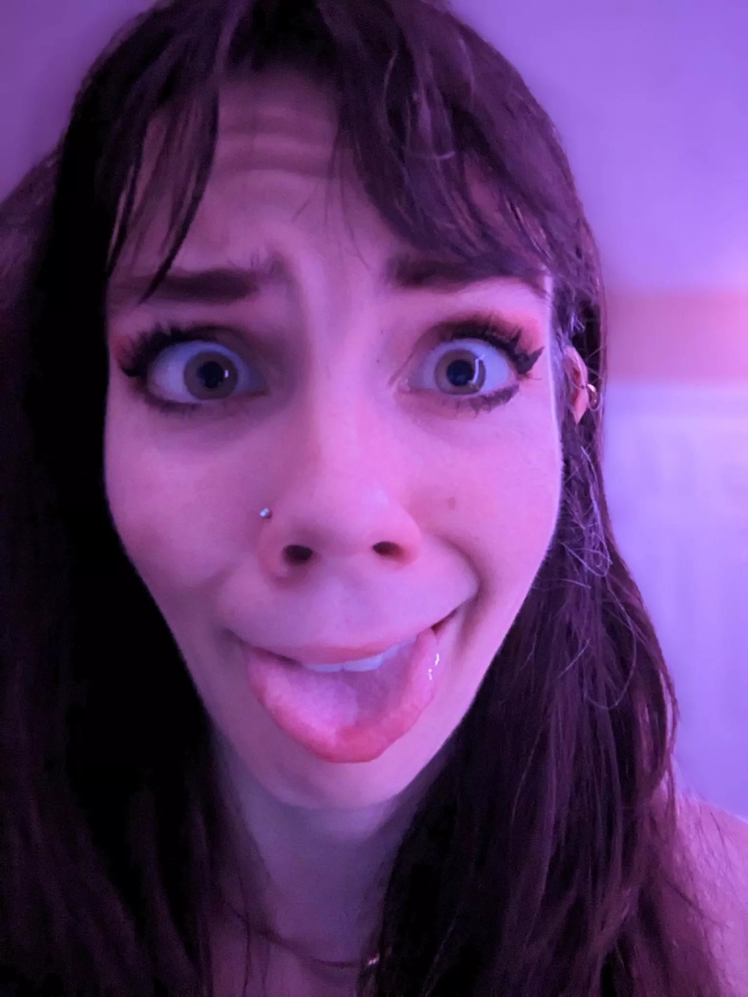 This face is so silly, it's almost cute. Almost... 😋🍭🎀 [GFE][PTY] posted by xobondaixo